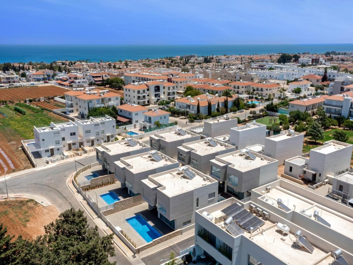 Sanders Mythical Blue Villas Paralimni Dış mekan fotoğraf